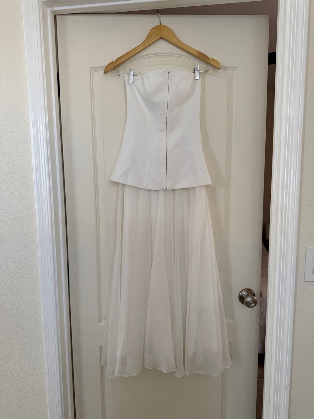 Ever New corset Strapless Mixed Media White Evening Dress